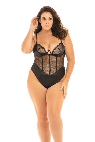 Plus Size Carmella Shelf Teddy