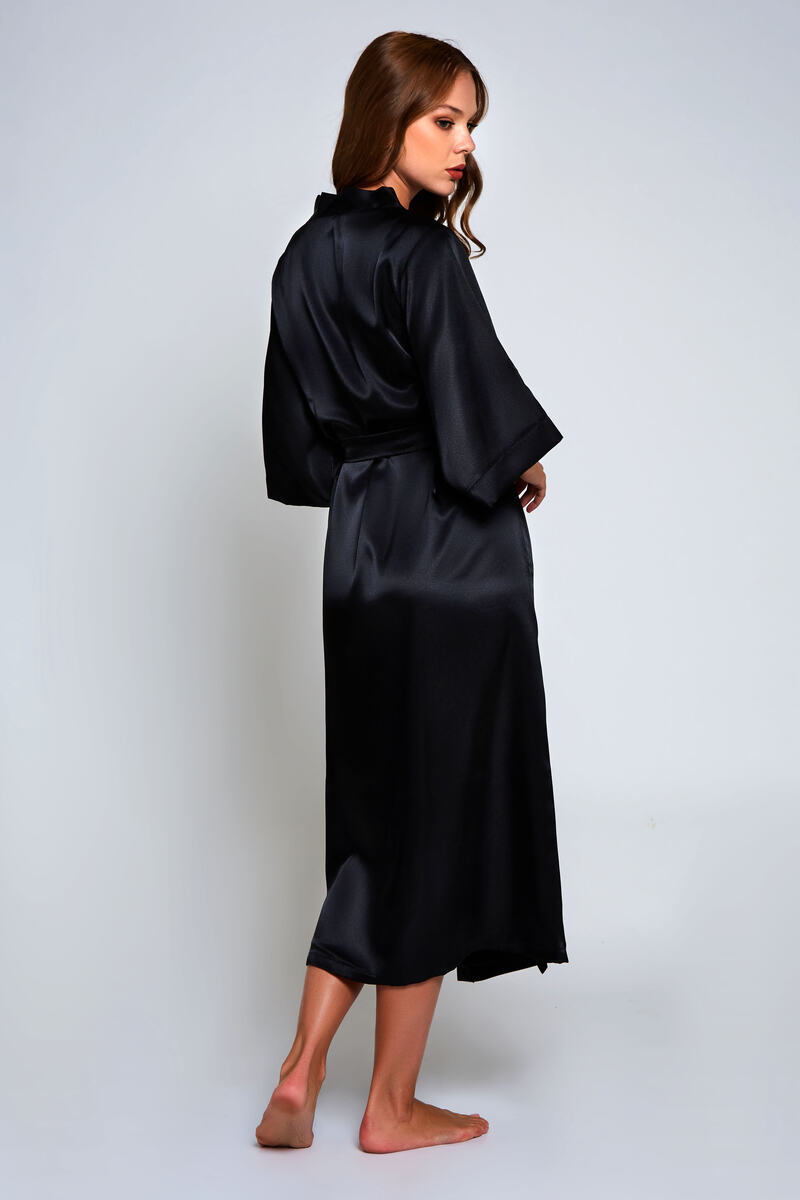 Victoria Robe