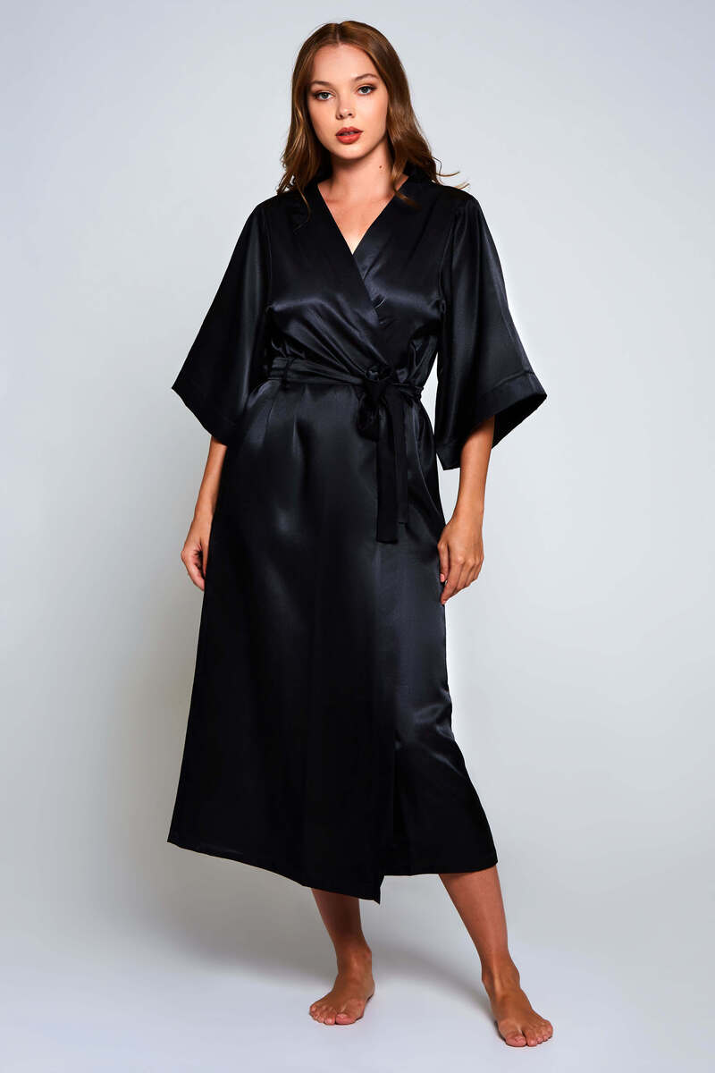 Victoria Robe