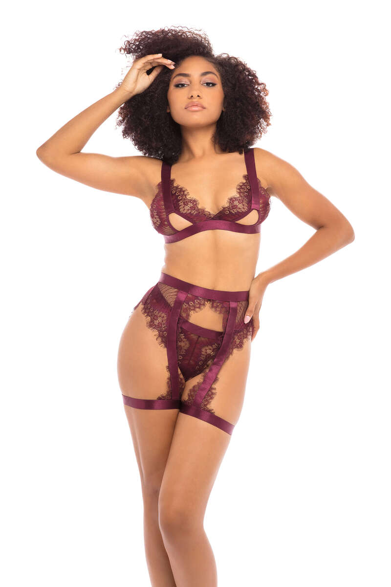 Beyond Lavish Lingerie Set