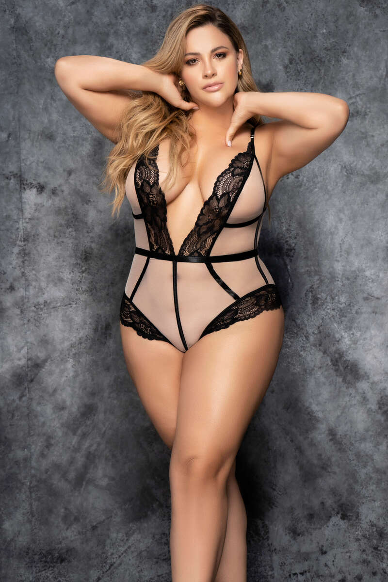 Plus Size Sophisticated Kisses Teddy