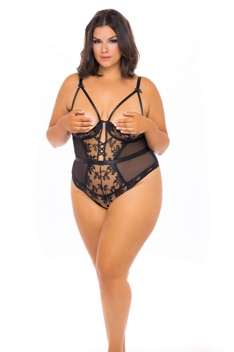 Plus Size Kira Floral Open Cup Teddy