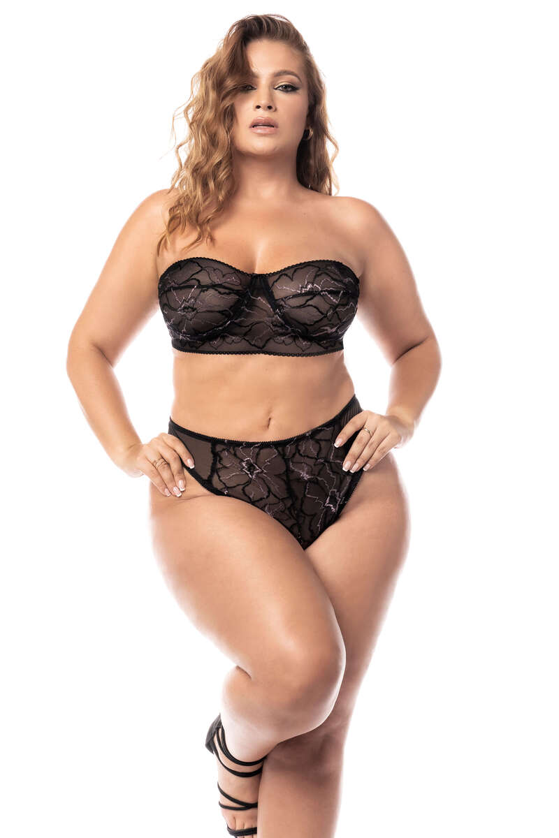 Plus Size Iconic Lingerie Set