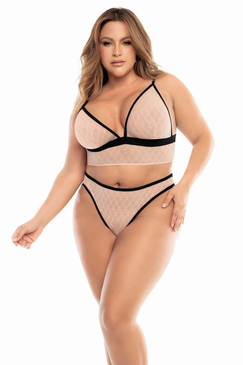 Plus Size Contemporary Glamour Lingerie Set