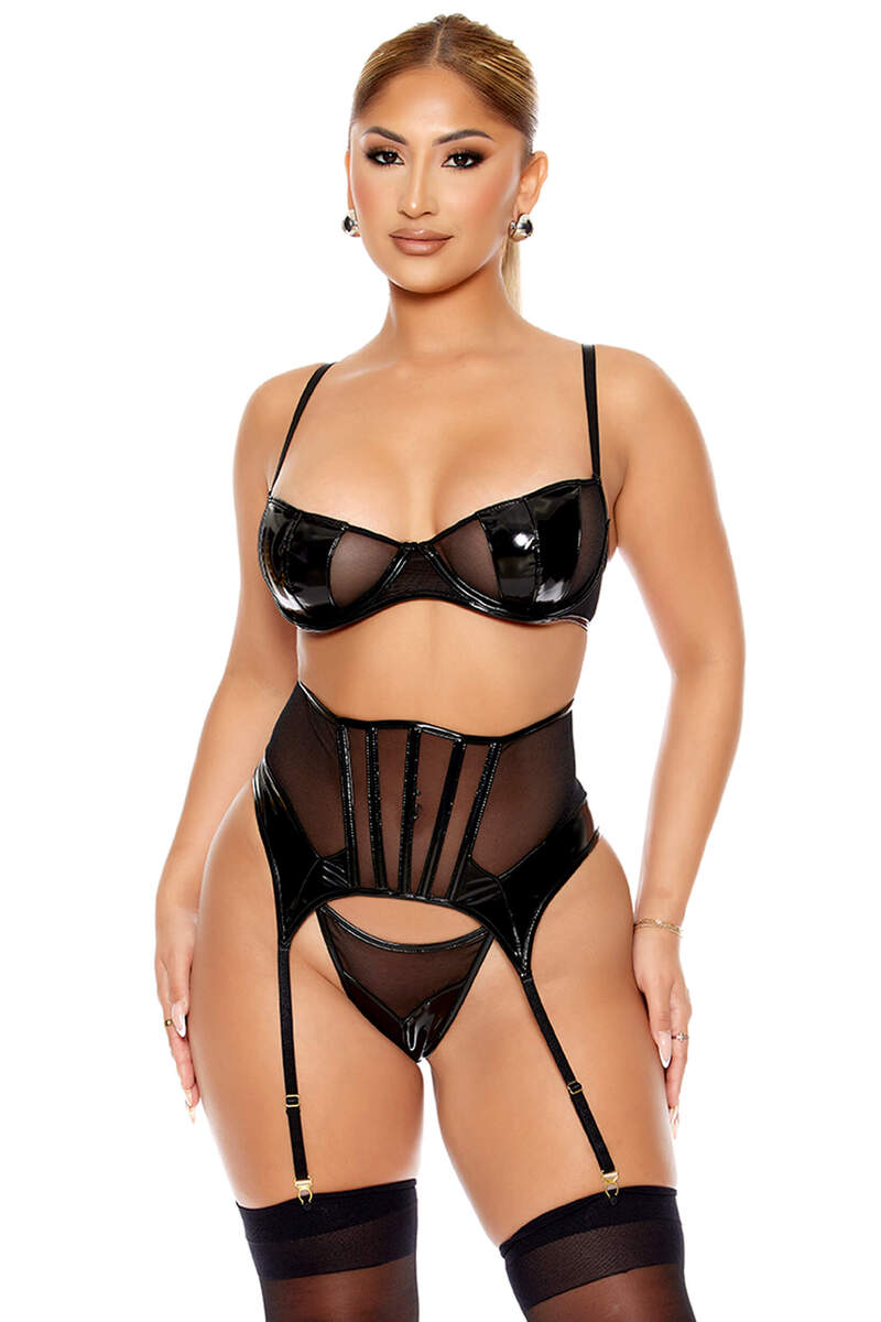 Opposites Attract Lingerie Set