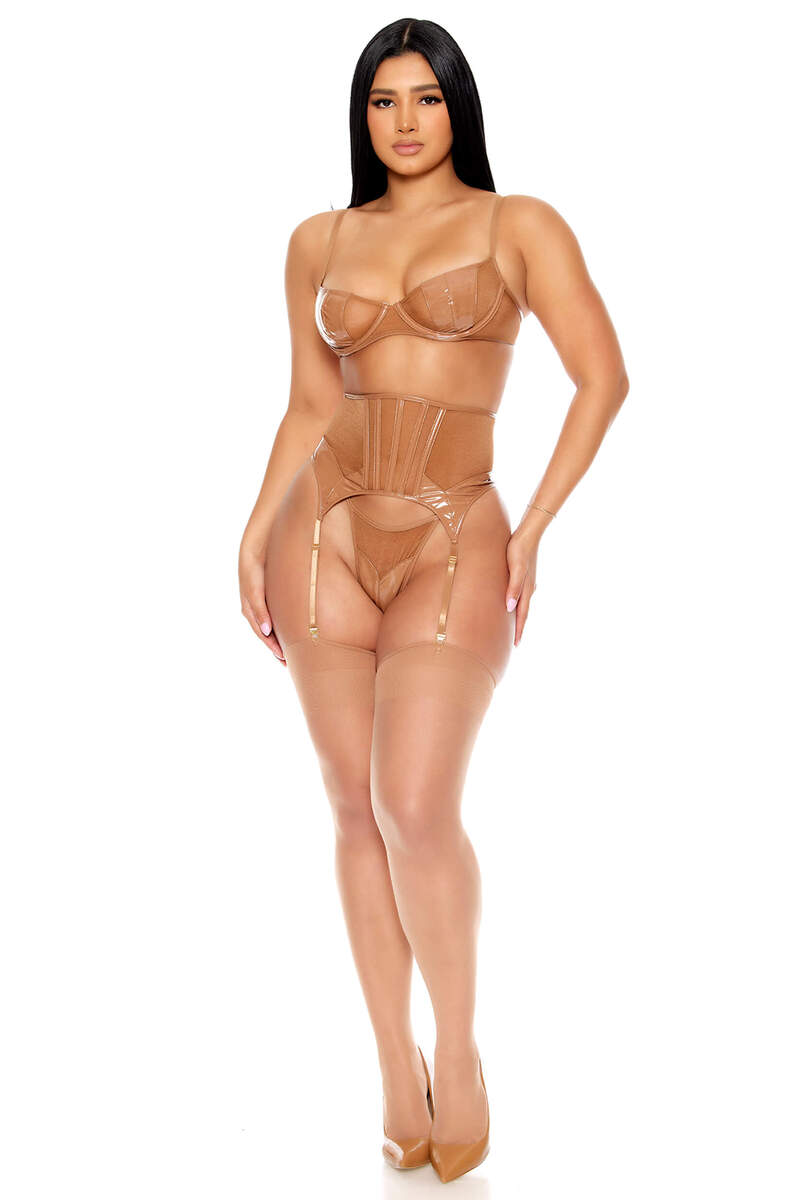 Opposites Attract Lingerie Set