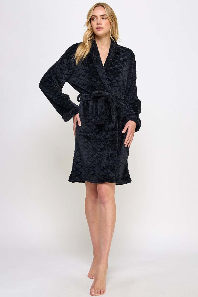 Ariel Robe Black Front