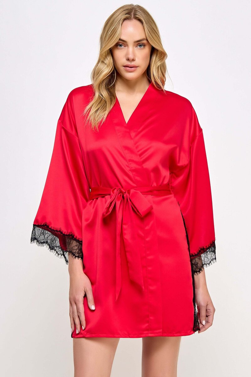 Isadora Robe Red Black Front Closeup Posing