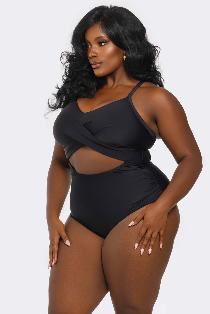 Marilyn Swimsuit Black Plus Size Side