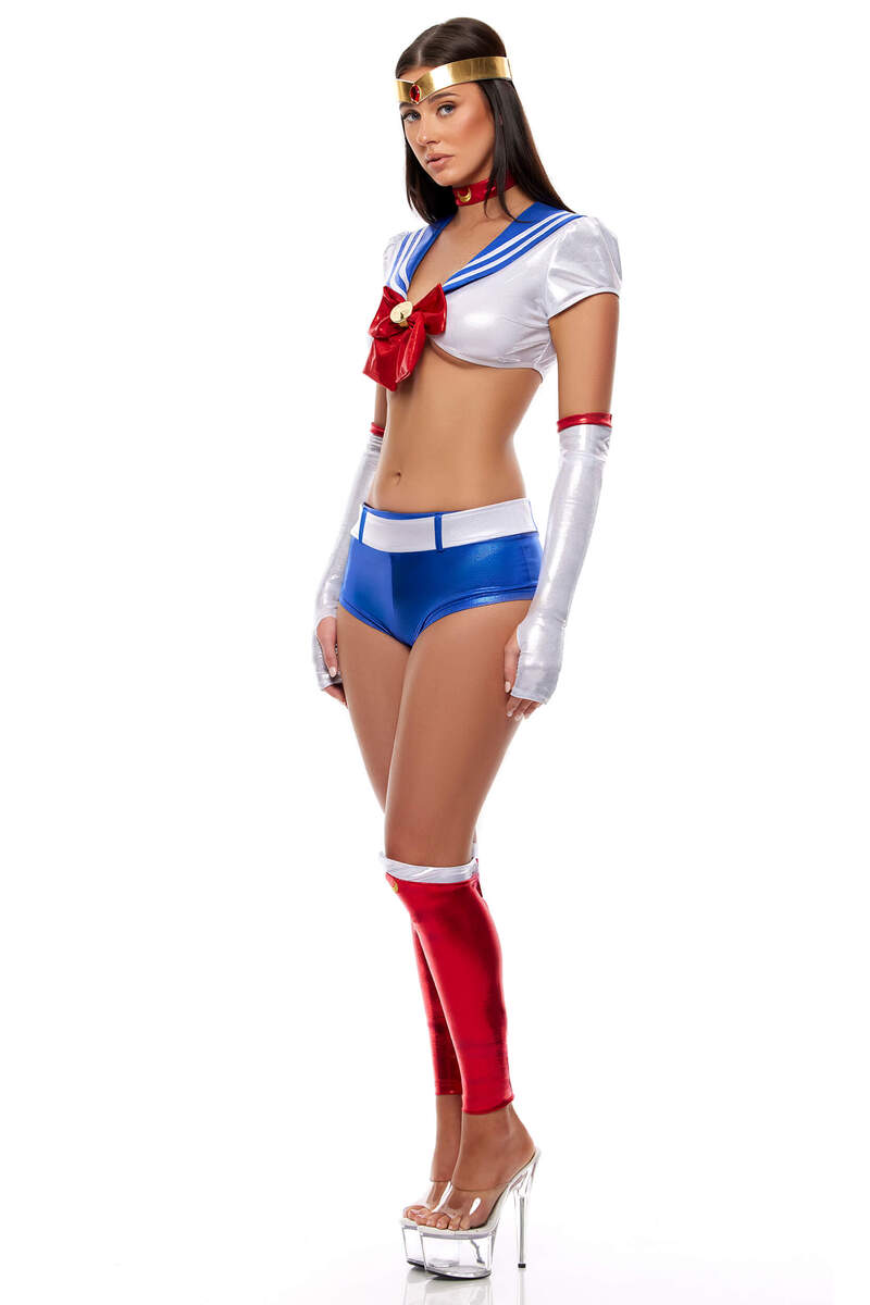 Moonphase Anime Costume Set White Side