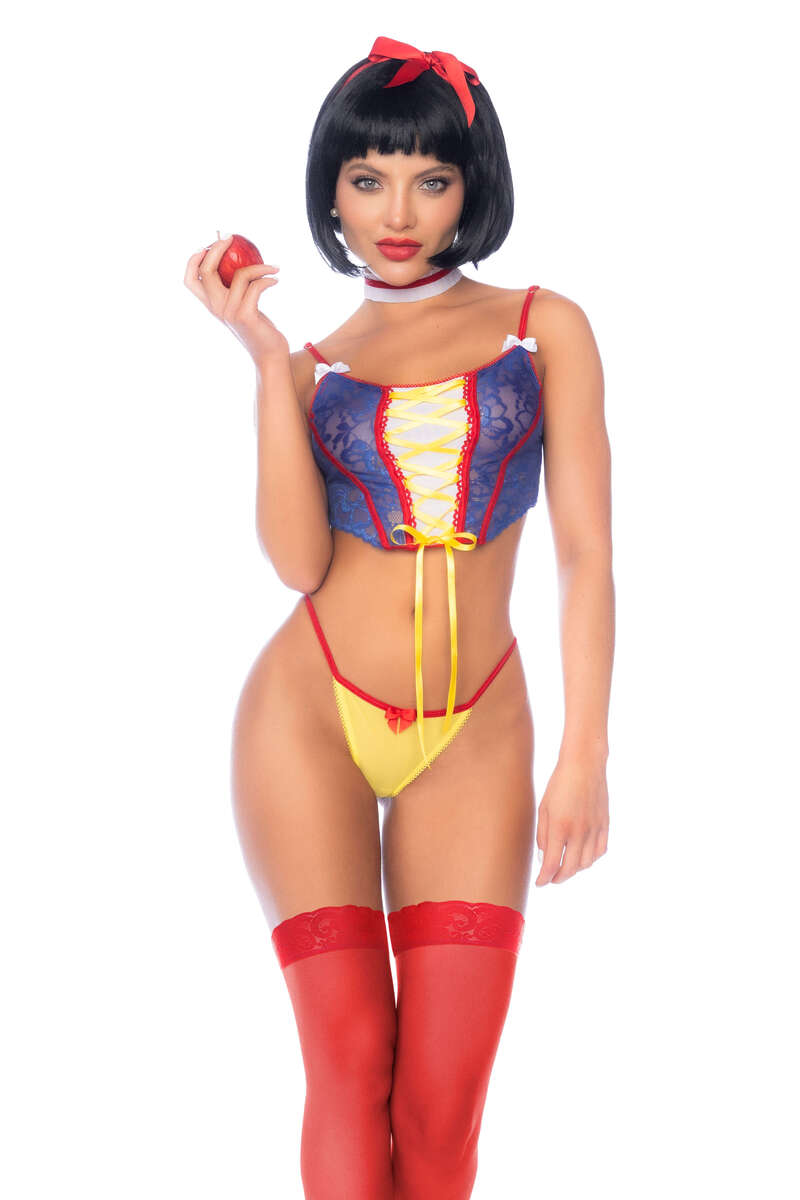 Poisoned Apple Fantasy Princess Front