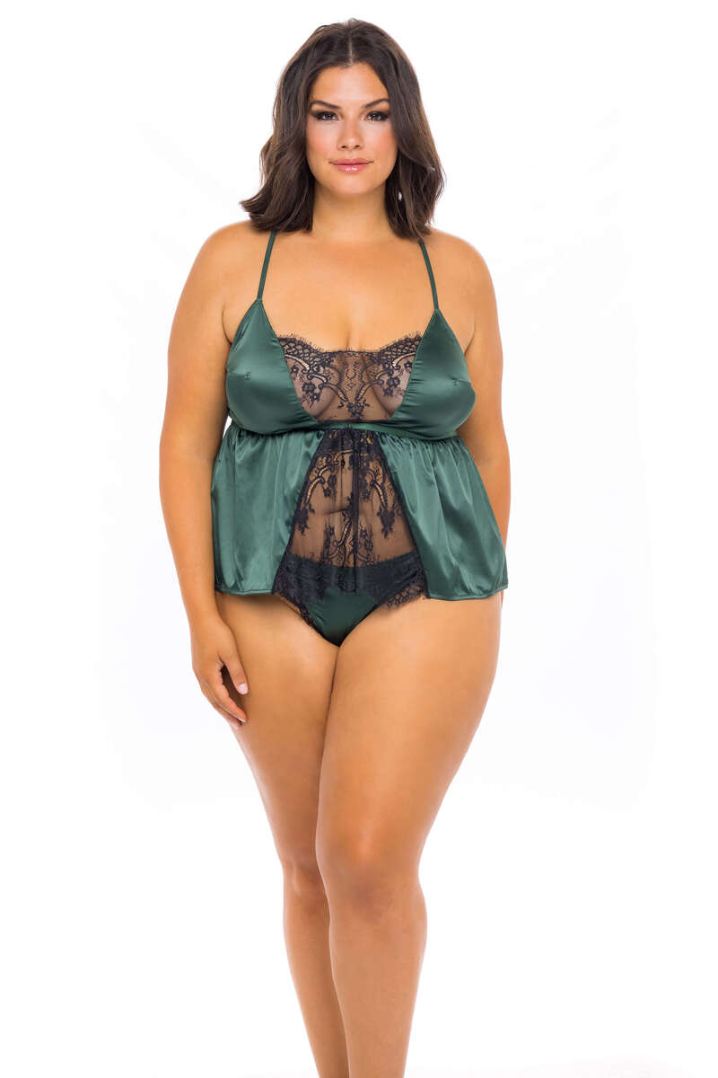 Plus Size Cammi Lace & Satin Set