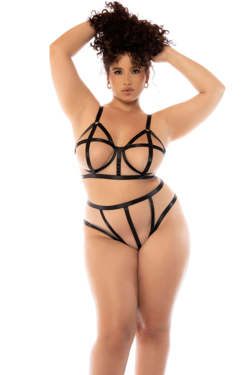 Plus Size Confidence Embrace Lingerie Set
