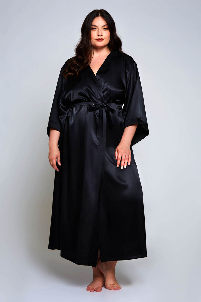 Plus Size Victoria Robe